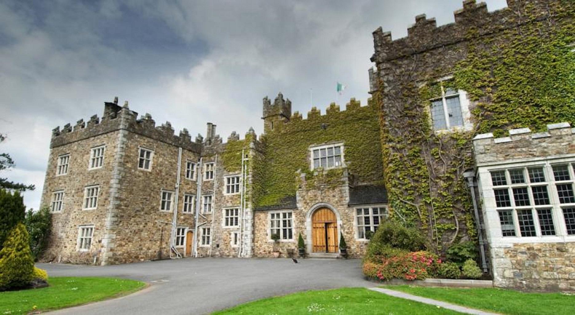 Waterford Castle Hotel & Golf Resort Ballinakill  Exterior photo